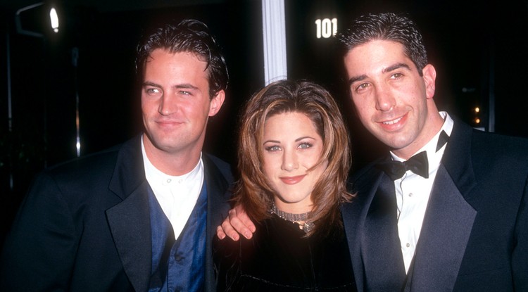 Matthew Perry, Jennifer Aniston and David Schwimmer a Jóbarátok sorozatban Fotó: Getty Images