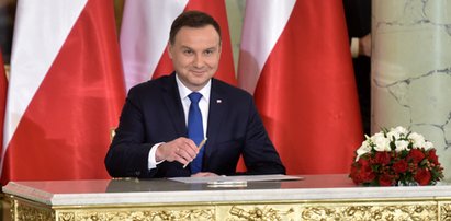 Prezydent zgłosi projekt konstytucji. PiS wie, jak ją uchwalić