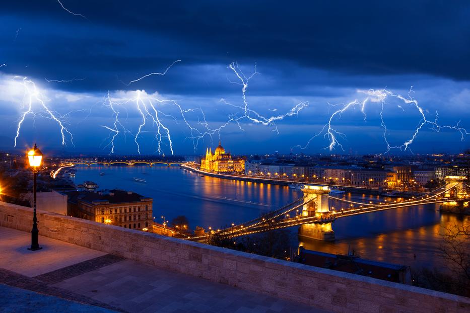 A Budapesten tomboló vihar csak a kezdet? Fotó: Getty Images