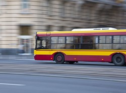 Specjalna oferta dla kierowców. Zamień auto na autobus
