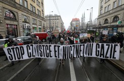 Propalestyńska demonstracja w Warszawie. Organizator wezwał do wydalenia ambasadora Izraela