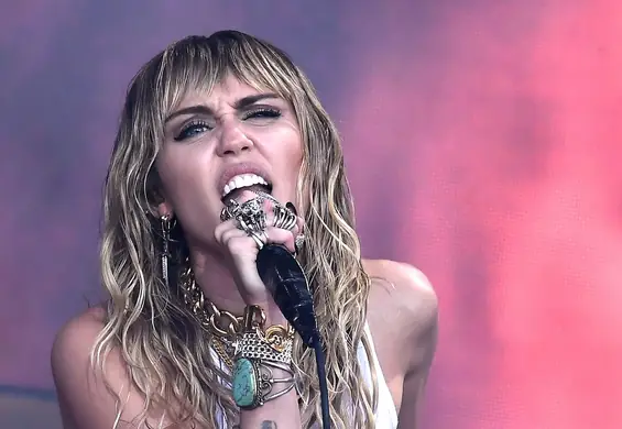 Nowa piosenka Miley Cyrus wyjaśnia powód rozstania z Liamem Hemsworthem?