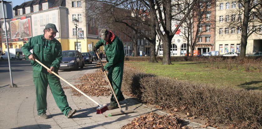 Sprzątają miasto po zimie