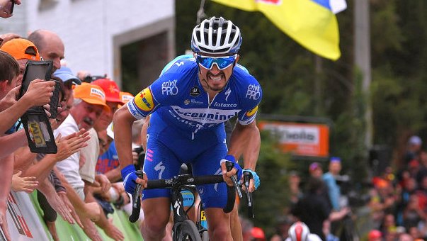 Julian Alaphilippe z drużyny Deceuninck - Quick-Step