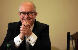 Biernacki "radykalnie" krytykuje pracę Seremeta: Marnuje czas, postępuje nieodpowiedzialnie...