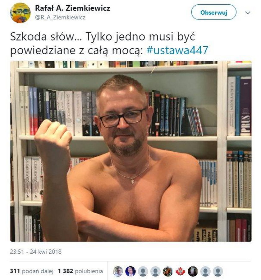 Półnagi Ziemkiewicz pozuje do zdjęcia