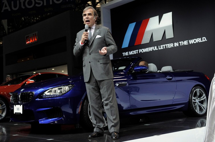 Salon samochodowy w Nowym Jorku