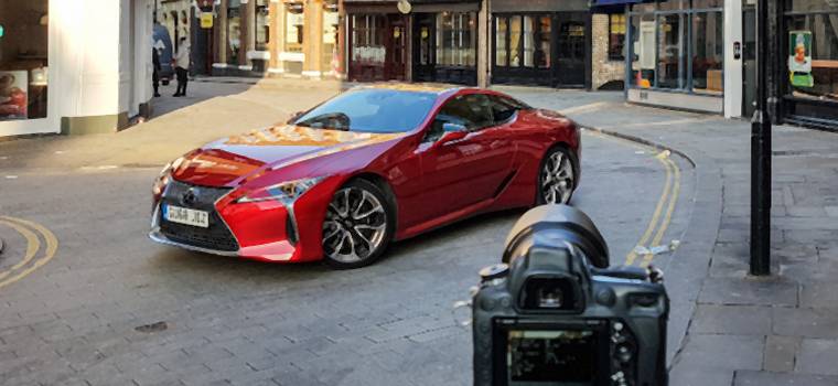 Lexus odtwarza sceny z Gran Turismo Sport na ulicach Londynu