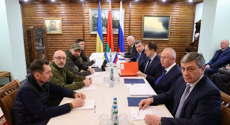 Nouvelle session de négociations russo-ukrainiennes en Turquie à partir de lundi