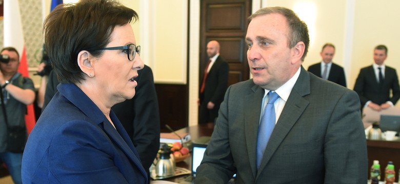 Ruszyła wyborcza ofensywa rządu. Kopacz i ministrowie sypną pieniędzmi