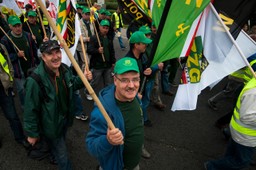 Kiedy strajk jest zgodny z prawem, a co grozi pracownikom, gdy jest on nielegalny?