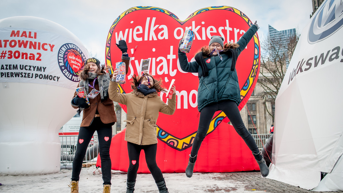 To sposób na wsparcie Wielkiej Orkiestry Świątecznej Pomocy dla tych, którzy nie mają możliwości osobistego wrzucenia pieniędzy do puszki wolontariusza. Za pomocą serwisu siepomaga.pl, który ponownie zaangażował się w tę największą polską akcję charytatywną, można przekazać wybraną kwotę za pomocą przelewu czy SMS-a albo założyć tzw. wirtualną skarbonkę. Podpowiadamy, jak to działa.