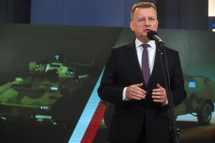 Szef MON: Życzę żołnierzom i pracownikom wojska dumy ze służby i zasłużonego szacunku Polaków