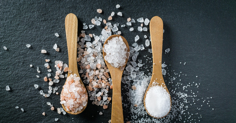 Osiem produktów, które zawierają dużo więcej soli niż myślisz
