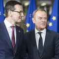 Mateusz Morawiecki jak Donald Tusk. Najpierw go krytykował, teraz robi podobny manewr [ANALIZA]