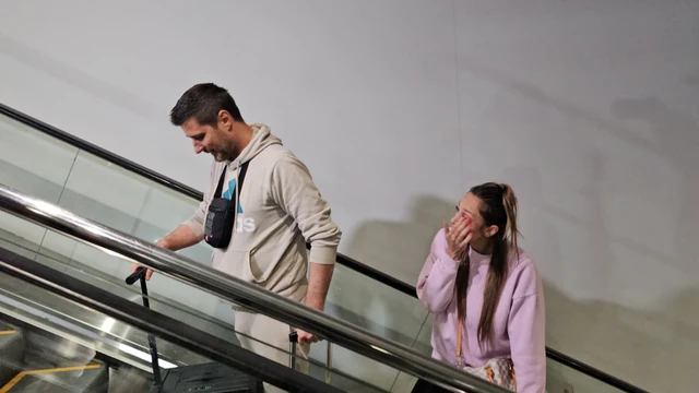 "SLALI SU NAS TAMO GDE PADAJU BOMBE!" Luna Đogani i Marko Miljković sleteli u Srbiju besni, uputili apel: "Pozajmite 1.000 evra, nemojte da rizikujete"