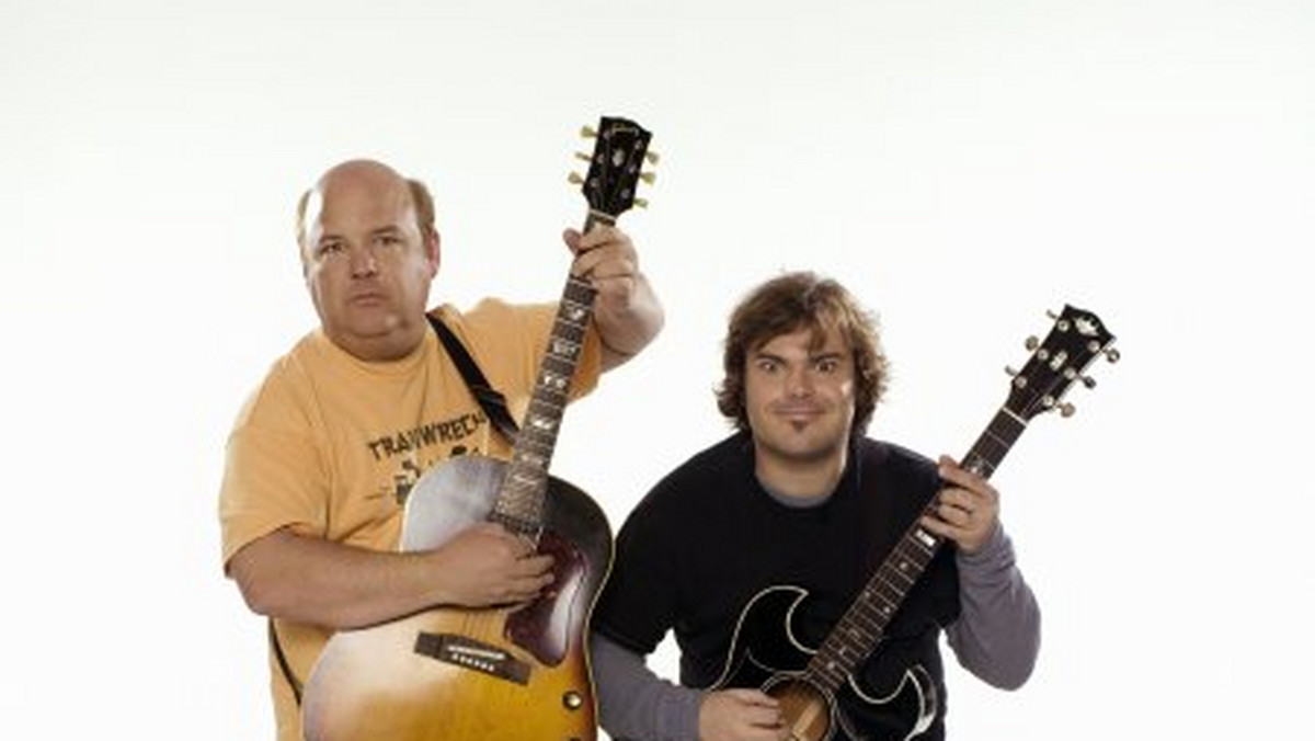 Na 15 maja grupa Tenacious D wyznaczyła premierę nowego albumu. Krążek nosi tytuł "Rize of the Fenix".