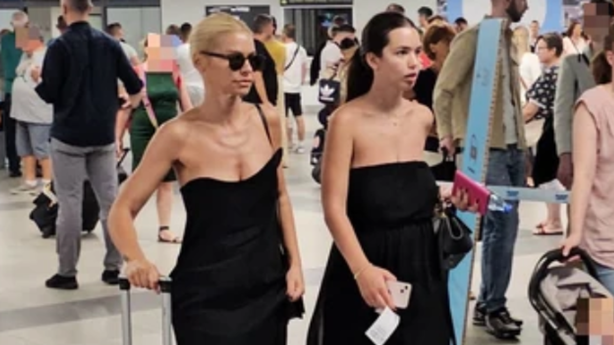 NA SEBI IMA SAMO BADEMANTIL Nataša Bekvalac krišom slikala Hanu: Izgleda kao milion dolara (Foto) Kép