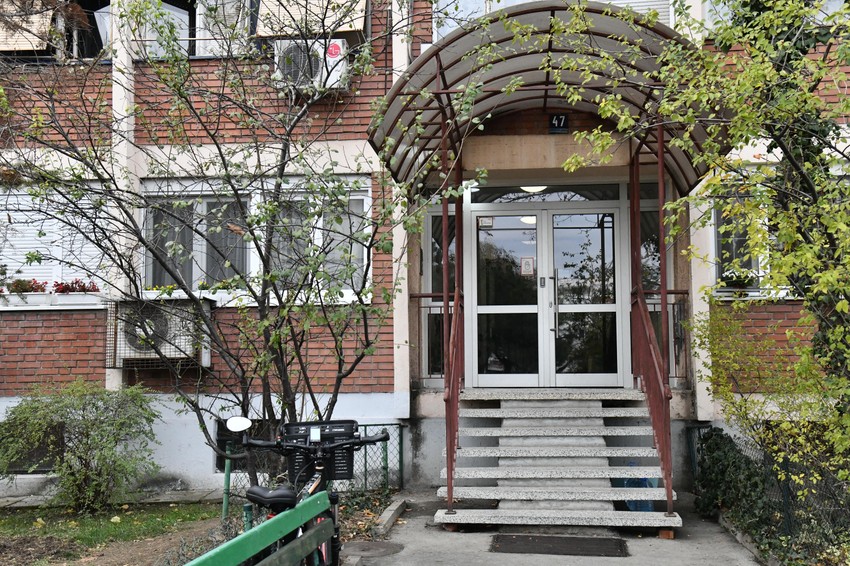 U ovoj zgradi je pronađeno telo žene