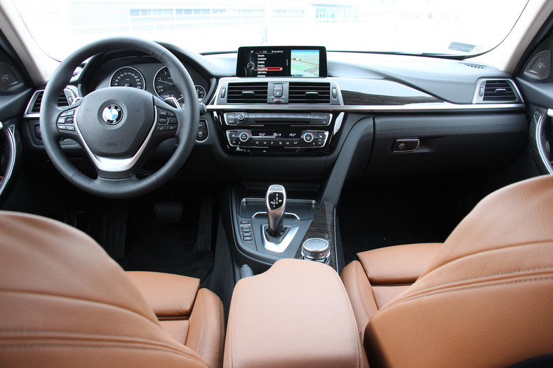 BMW 320d xDrive Touring