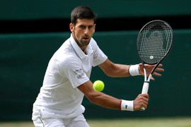 Dok Novak Đoković dominira terenom u Majamiju, na tribinama se odvija pravi MODNI ŠOU: Poznata glumica prošetala SAVRŠENU HALJINU za proleće i leto uz aksesoare koji se slažu kao BUREK I JOGURT