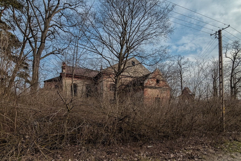 Opuszczony kościół ewangelicki, Stare Prażuchy