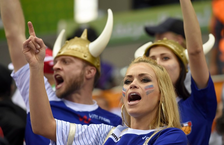 Thobe i abaya to nie jedyne stroje kibiców na mundialu w Katarze