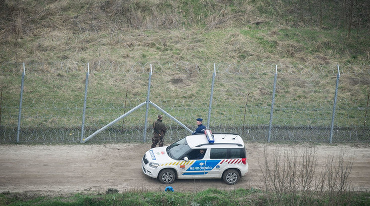 Az elmúlt napokban rengeteg rendőr és katona vonult fel a határra / Fotó: Facebook, Magyarország kormánya
