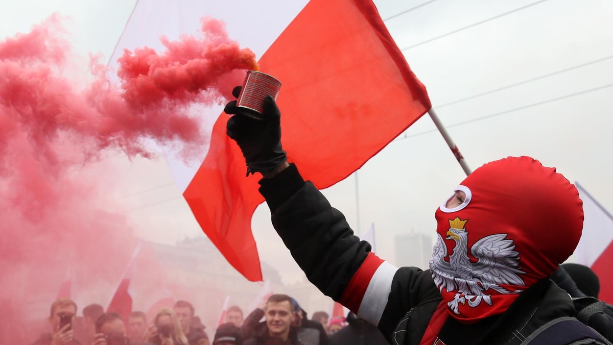 uczestnicy marszu niepodległości