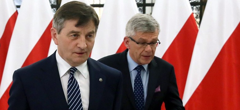 Głosowań na "dwie ręce" było więcej? PO pyta o 19 posłów PiS. Marszałek nie chce wydać opozycji nagrań