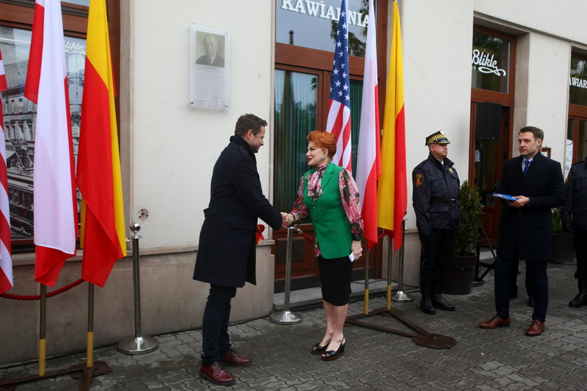 Ambasador USA na pączkach u Bliklego