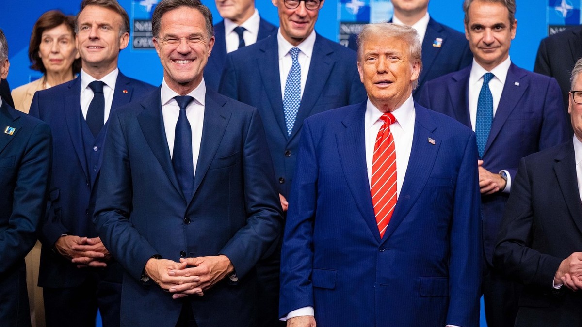Mark Rute, Donald Tramp i drugi lideri NATO na samitu u Hagu 26. juna
