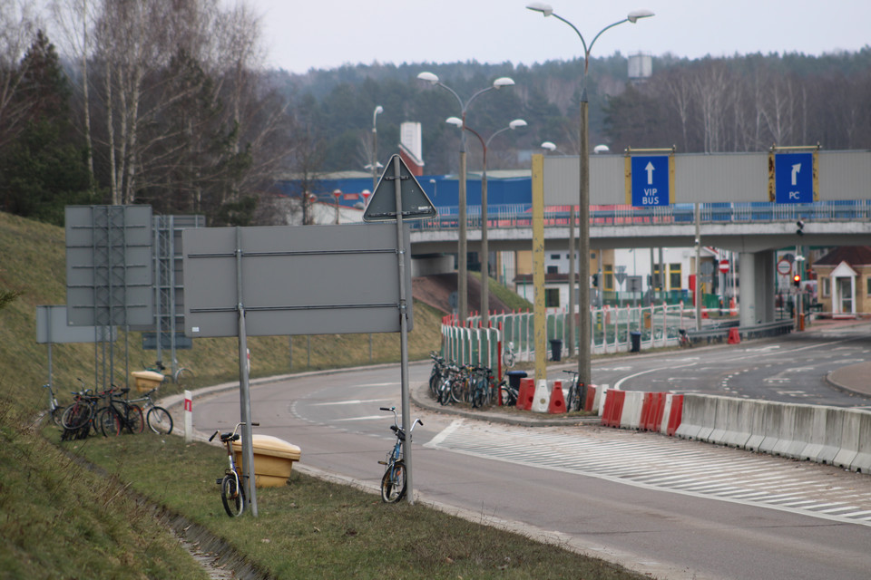 Bobrowniki. Zamknięte 10 lutego 2023 r. przejście graniczne z Białorusią 