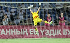 Remis Legii w Lidze Konferencji. Ten gol będzie się śnił Tobiaszowi po nocach. Oto, co zrobił... [WIDEO]
