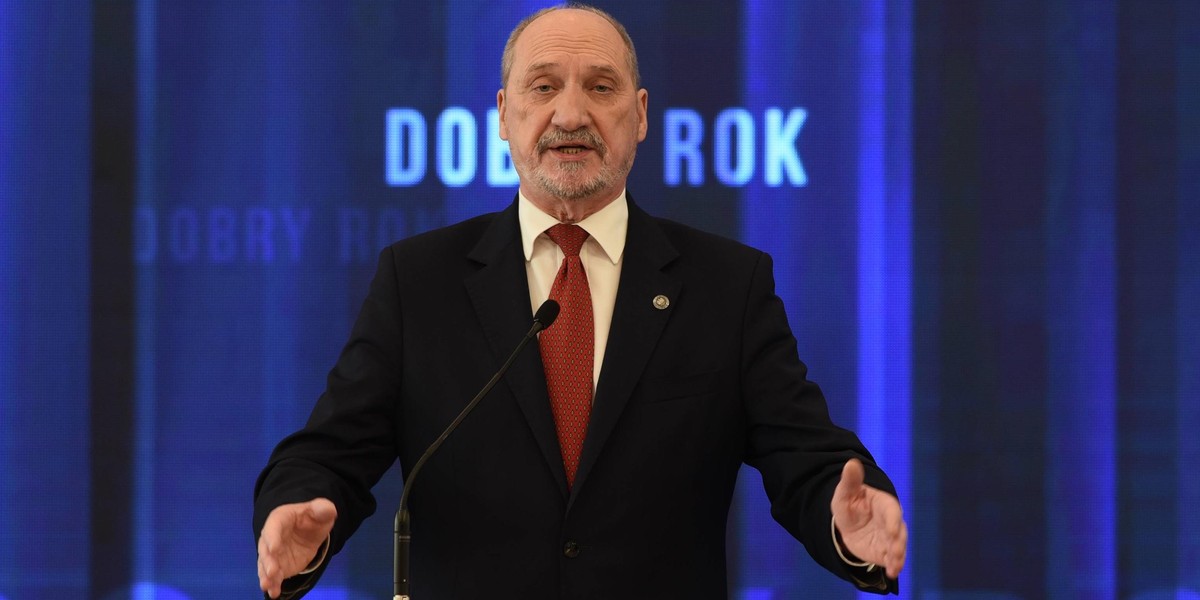 Macierewicz: Amerykanie w Polsce za niecały tydzień