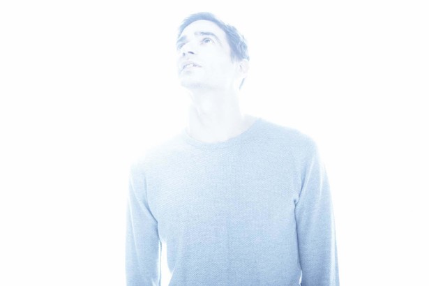 Brzmienia nowej elektroniki. Jon Hopkins medytuje na OFFie