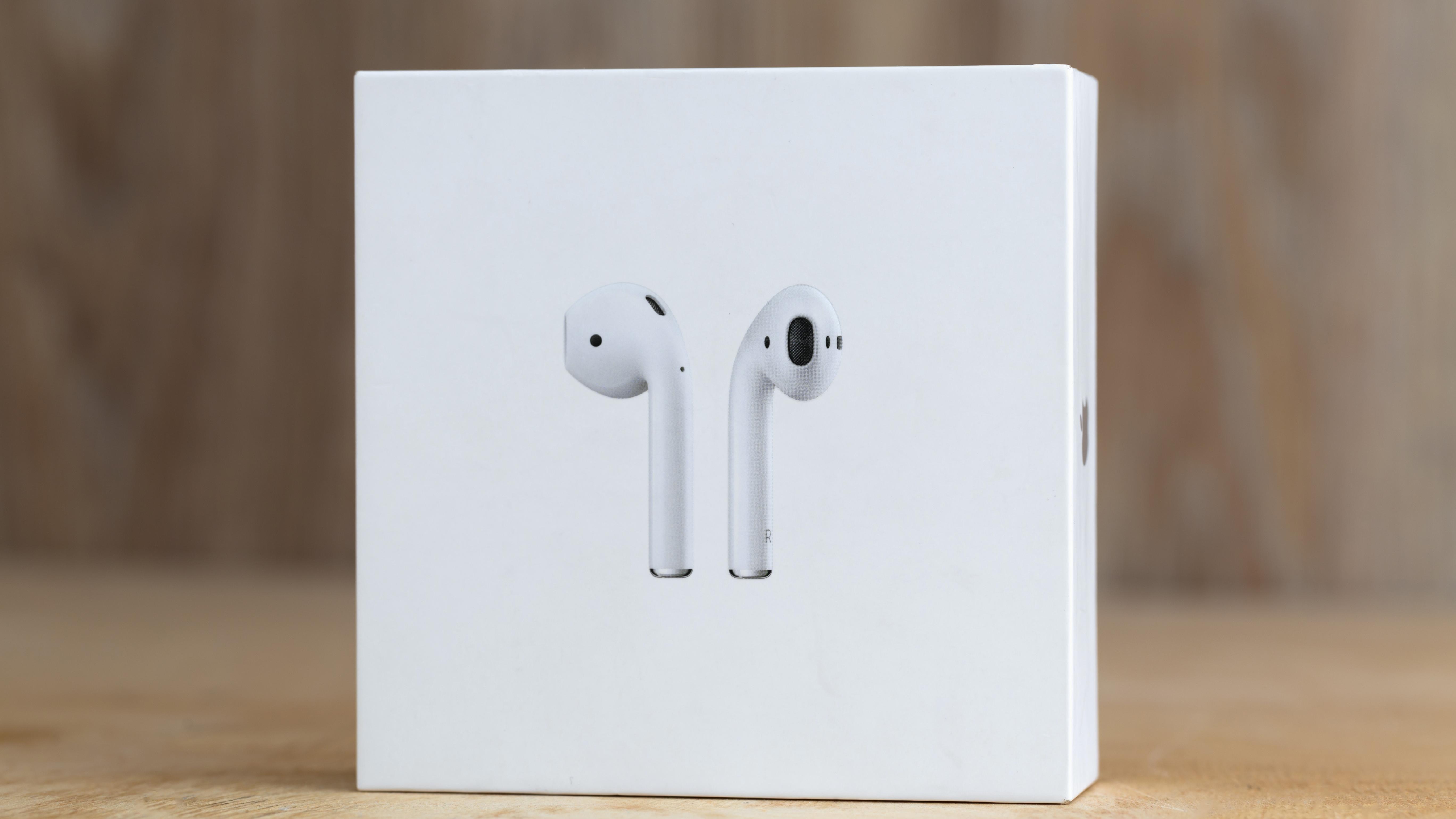 Nie tylko Apple AirPods. Co oferują inne słuchawki bezprzewodowe w podobnej  cenie?
