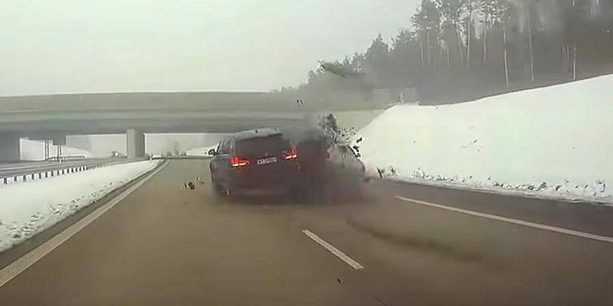 Przerażający wypadek na A1. Rodzina cudem uniknęła śmierci