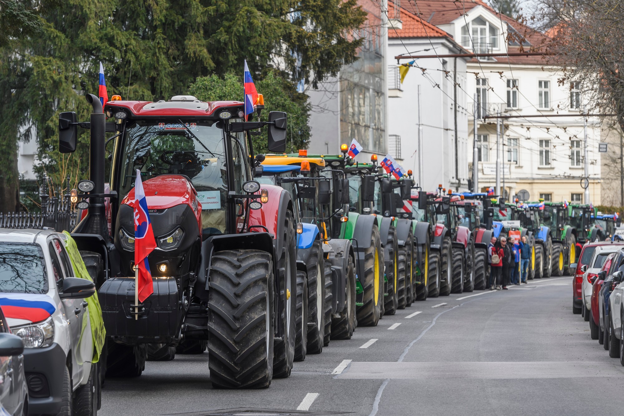 Celoslovenský protest farmárov a poľnohospodárov v Bratislave.