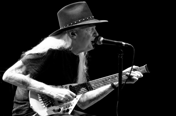 Johnny Winter, legenda gitary, nie żyje. "Blues się skończył"