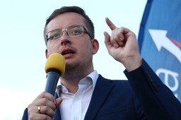 Winnicki o Marszu Niepodległości: Nawet jeśli decyzja sądu zostanie utrzymana, marsz się odbędzie