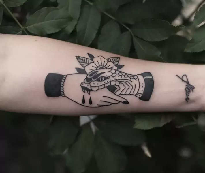 Tatuaż z motywem roślinnym