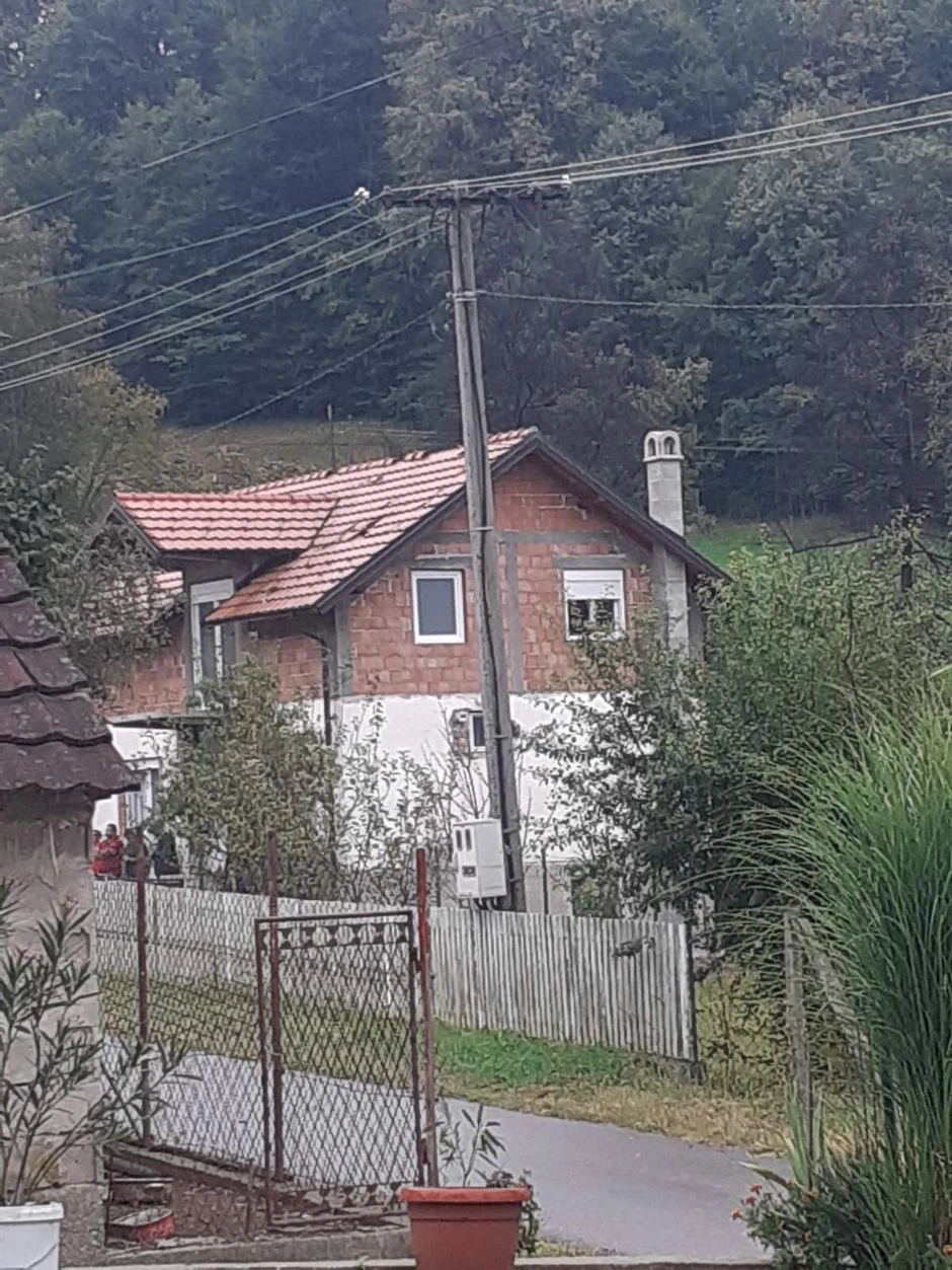 Fotografije sa lica mesta