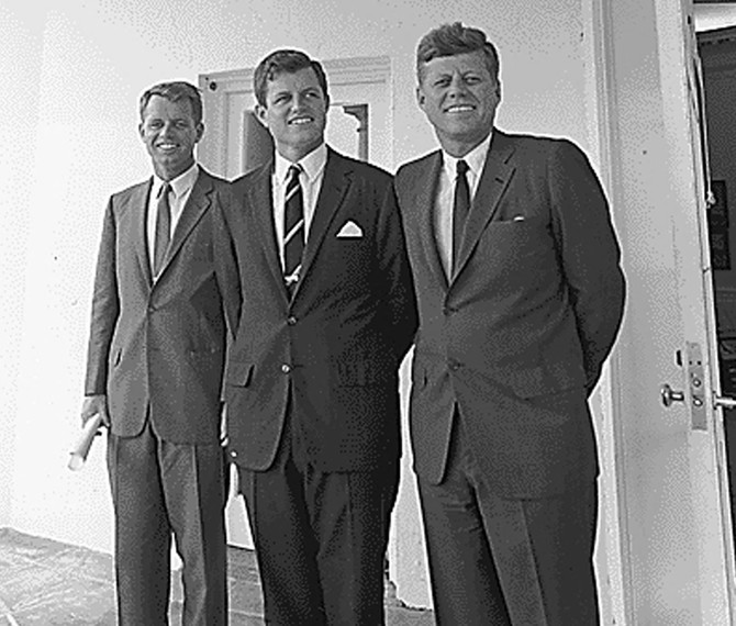 Robert, Edvard i Džon Kenedi