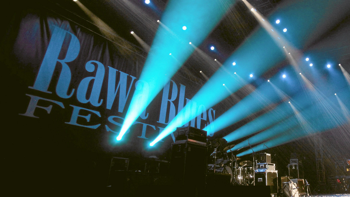 Trzykrotny zdobywca Grammy Awards, amerykański muzyk Keb' Mo' będzie gwiazdą 33. edycji Rawa Blues Festival - poinformowali organizatorzy. Festiwal odbędzie się 5 października w Katowicach.