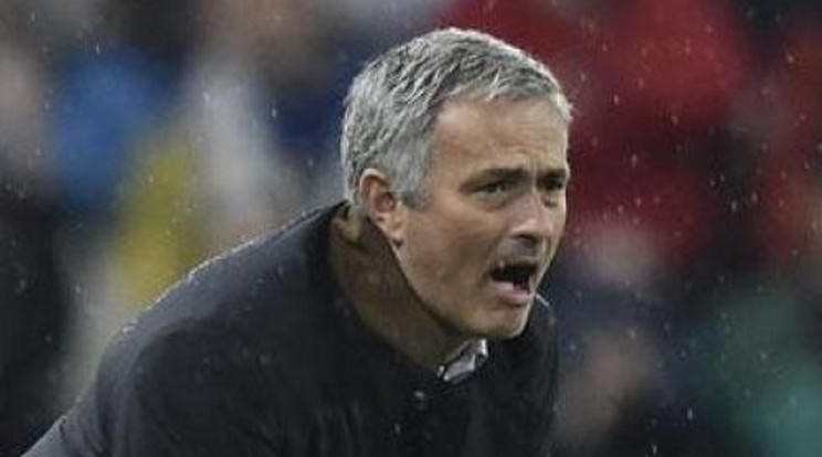 Mourinho hotelből nézheti csapata meccsét