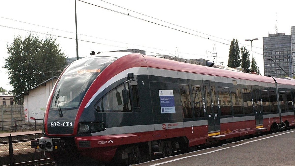 Prawie 120 milionów euro ma zostać przeznaczone na remonty infrastruktury kolejowej w ciągu najbliższych 4 lat. Jeśli projekt się powiedzie wokół Krakowa powstanie szybka kolej aglomeracyjna - czytamy w serwisie www.strona.krakow.pl.