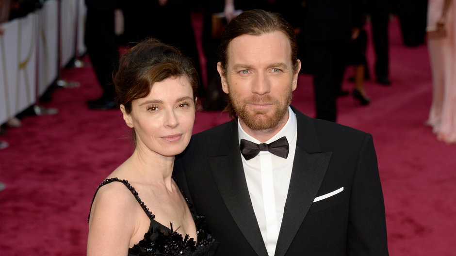 Ewan McGregor i Eve Mavrakis