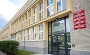 Warszawa inwestuje w edukację. Ponad 200 szkół po remoncie, 51 mln zł na modernizacje