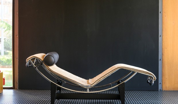Chaise longue à reglage continu